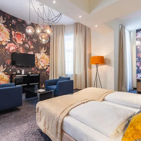 Hilight Suites Hotel-3